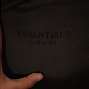 Essentials fear of god hoodie 
Size L